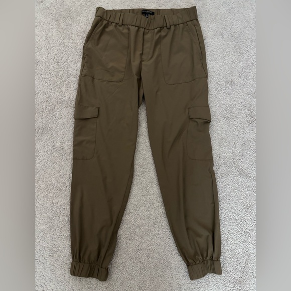 Banana Republic Pants - Banana Republic Women’s Olive Green/brown Cargo Jogger Pants Medium